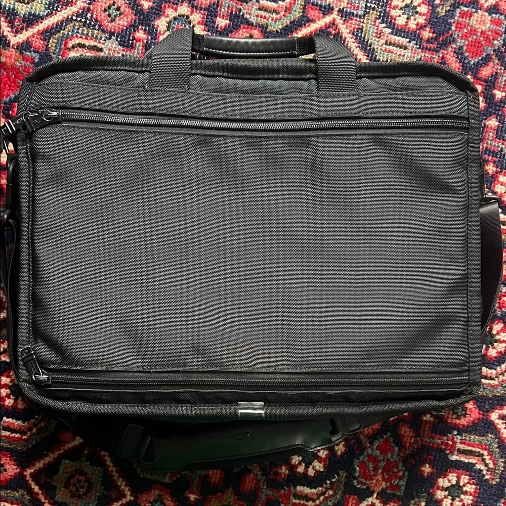 TUMI Expandable Organizer Briefcase Laptop Bag - Picture 5 of 7